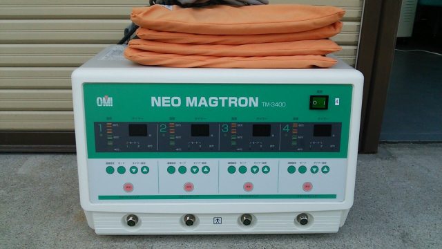 温熱治療器　ネオマグトロン　TM-3400